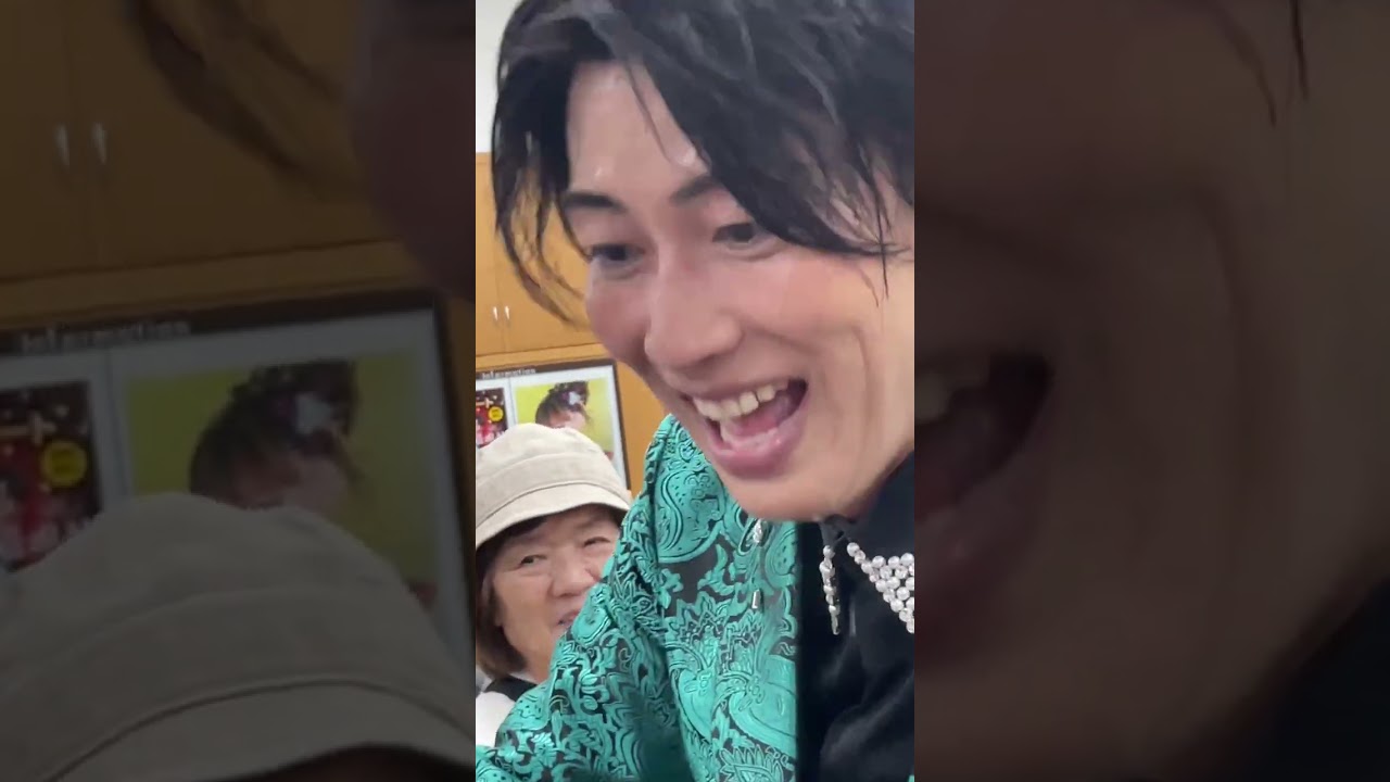 あいのやまの湯風輪ライブラウンド