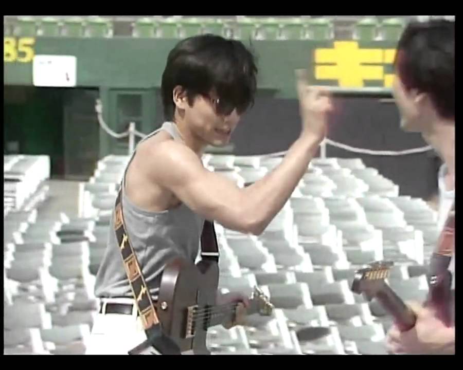 尾崎豊  － 大阪球場ライブ　2/6