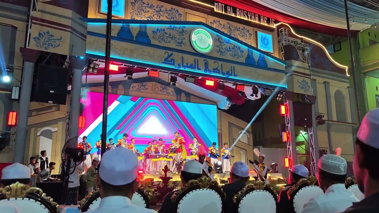 😍 Tampilan Drum Band Santri DALPA di Milad ke-16 Bikin Merinding! #youtube #fyp #viral #santri 