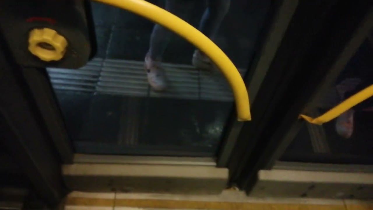 Buslinie 95 von NBG Mögeldorf nach NBG nordostbahnhof & wechselt zu Linie 46 In Richtung Plärrer