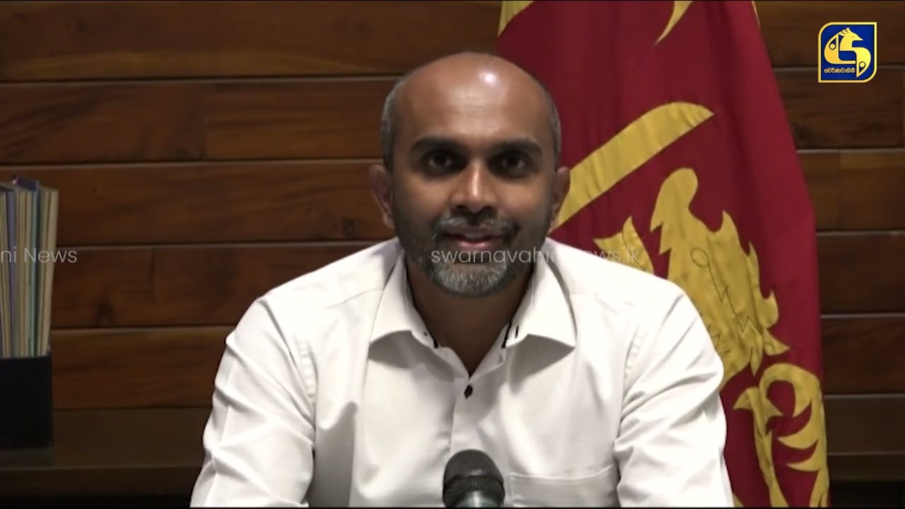 ඔයගොල්ල කියන විදිහටඅපි Army එක පුහුණු කරන්නෙ නෑතේරුම් අරන් වැඩට එන්න - නි. ඇමති