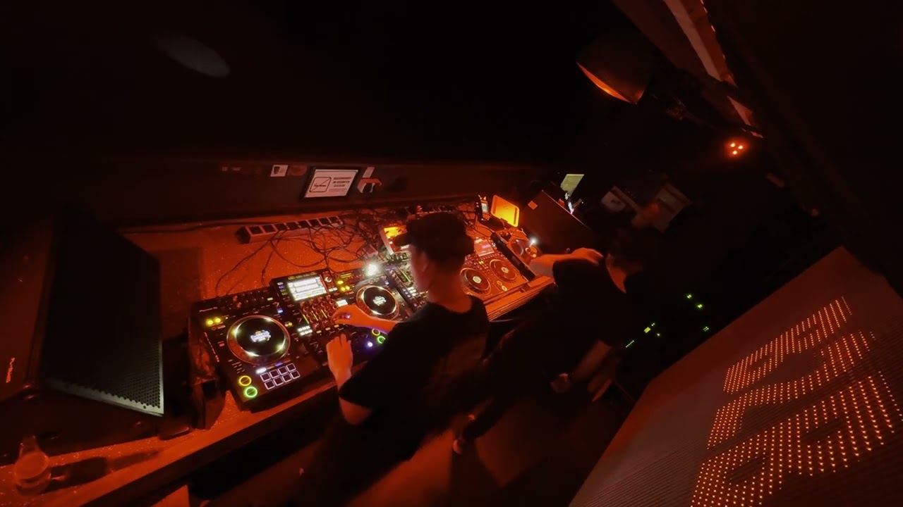 Benjamin Stahl b2b Luca Bräutigam @ Bau122 Massen 01-11-2024