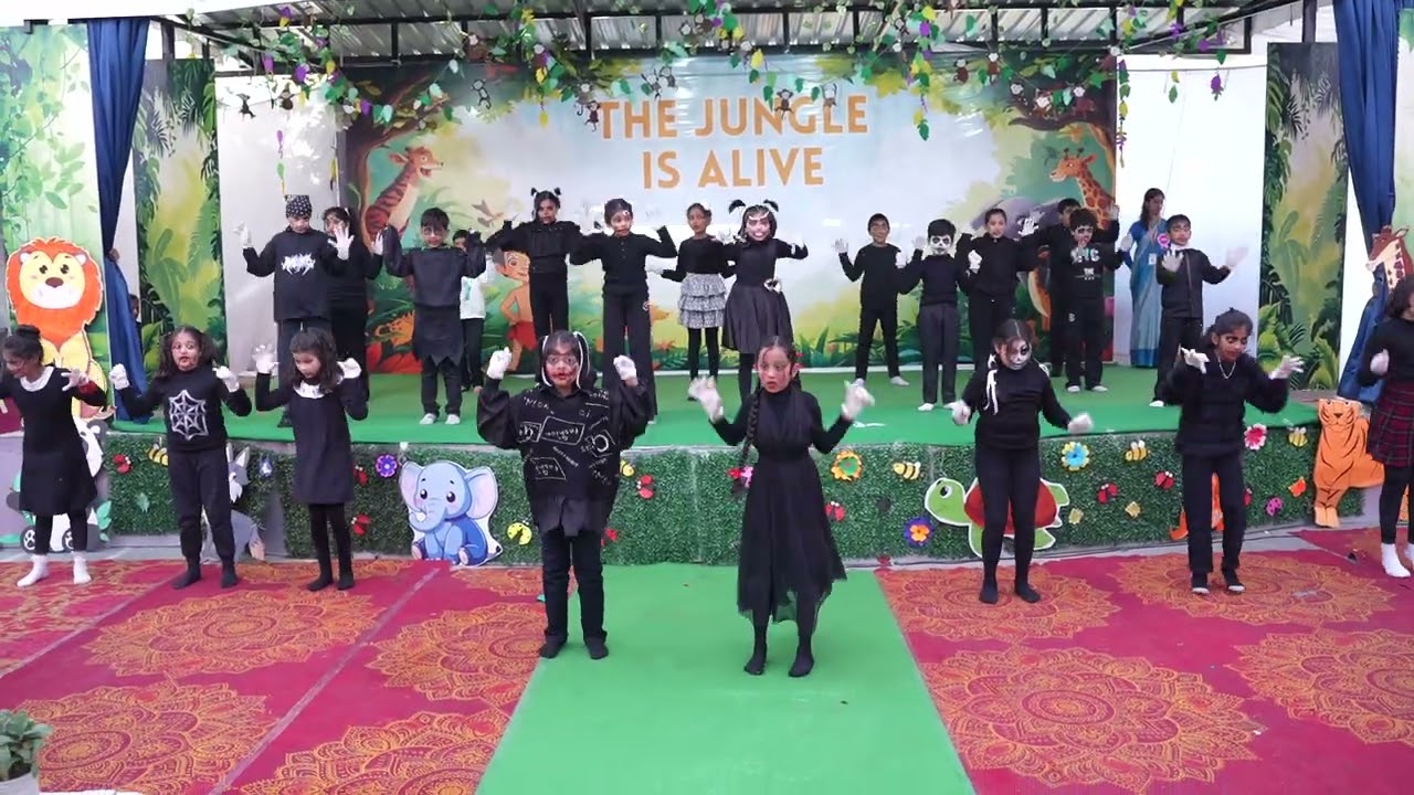 Makdi ka jangla… and the jungle comes alive! 🕷️  | Graduation Day 2026