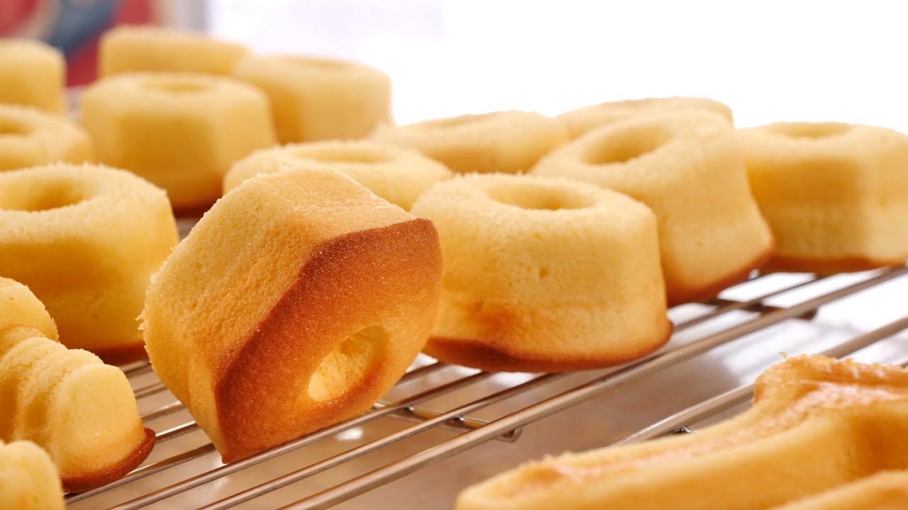 공구를 먹을 수 있다고? 이런 빵은 처음이야 북성로 공구빵 / Bolt nuts shape madeleine bread / Korean street food