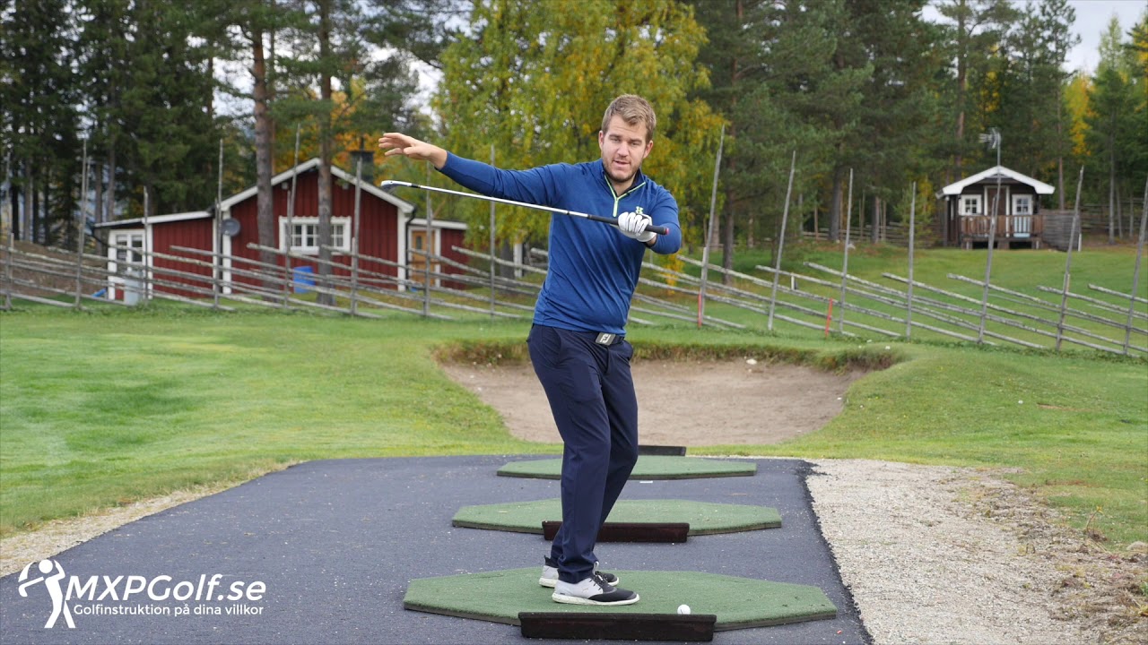 Brantare baksving med hjälp av klubban