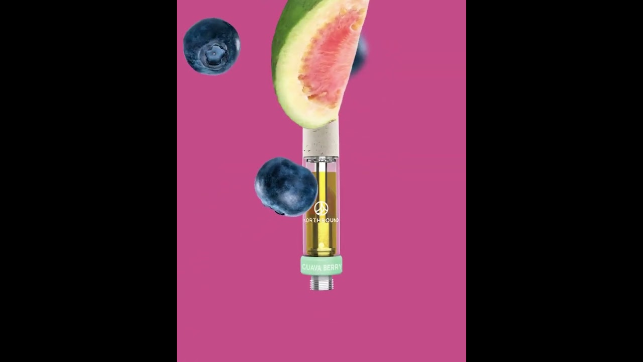 Relax in berry bliss with our delicious berry-citrus delight 🫐🍈