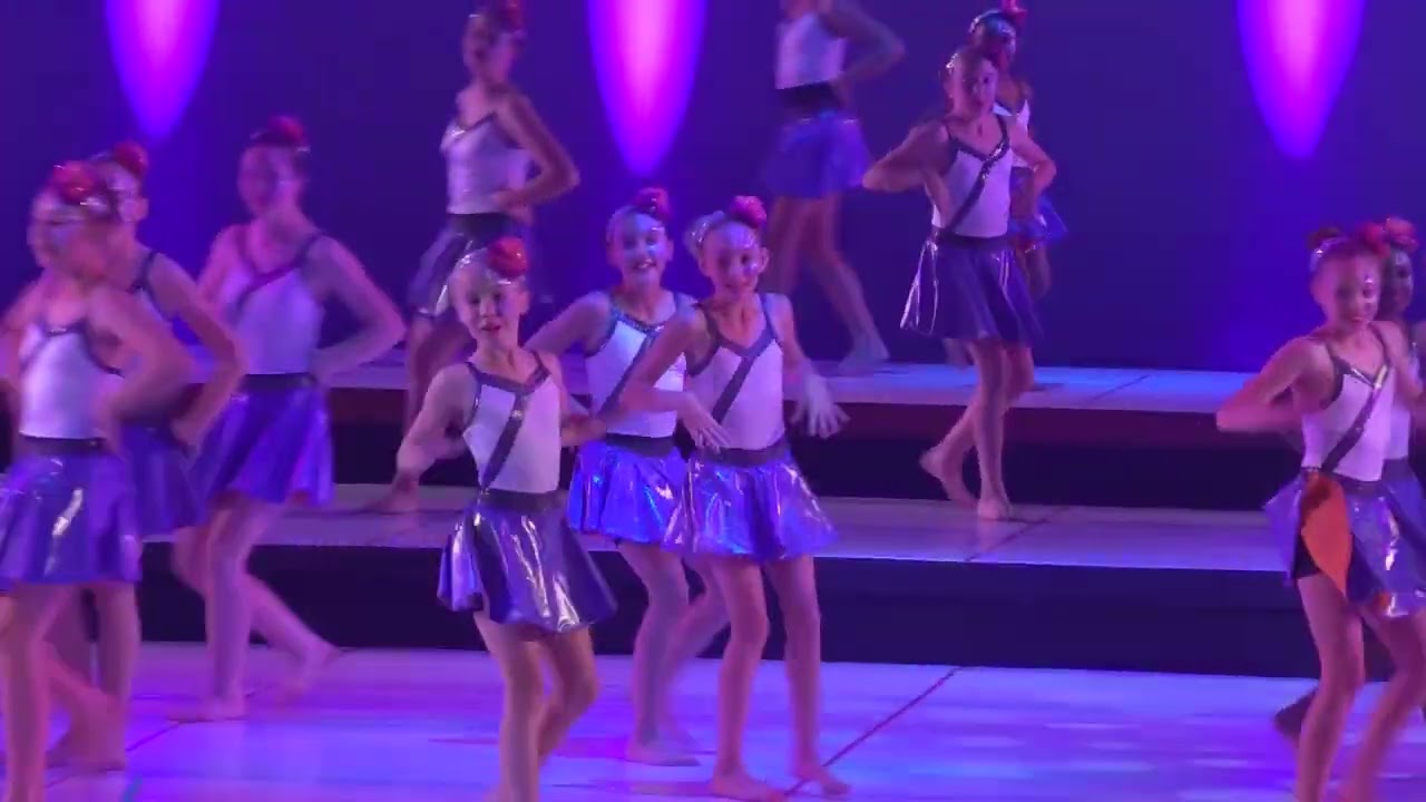 Midstream College Primary Seniors Revue 2022