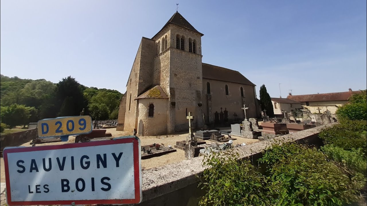 Sauvigny Les Bois (FR-58), Cloche de l'Église Saint-Etienne (l'Angélus)