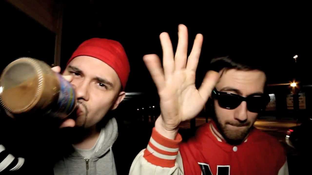 Koljah & NMZS - Motto Mobbing (Antilopen Gang)