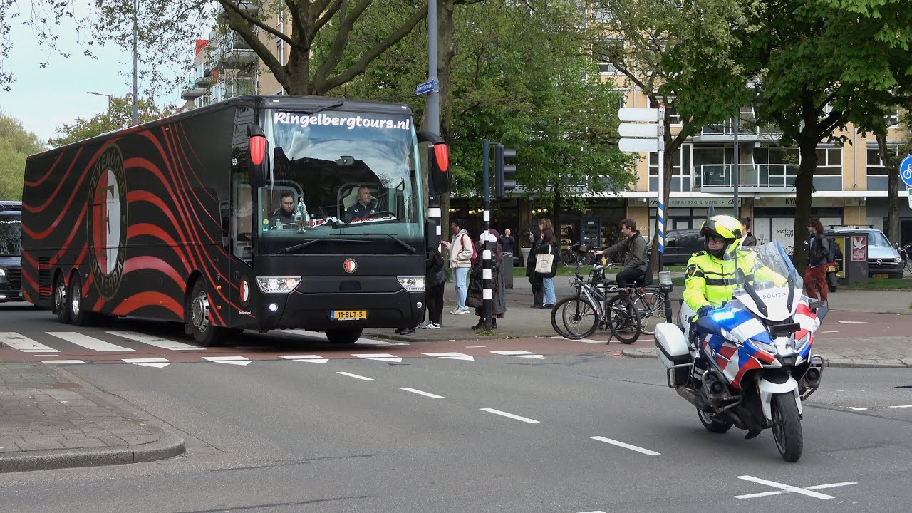 Verkeerspolitie begeleidt spelersbus Feyenoord na huldiging KNVB Beker Binnenrotte Rotterdam! #1593