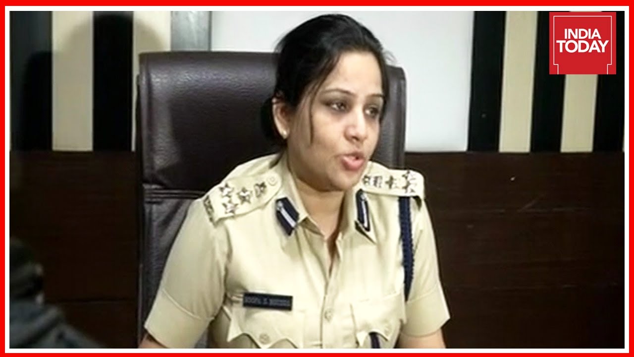 5ive Live : Karnataka Cop Transferred For Exposing Corruption ?