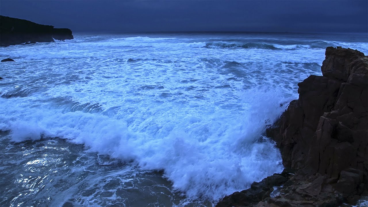 Sleep On A Cliff With Noisy Waves Rolling, Deep Sleeping Environment At Night