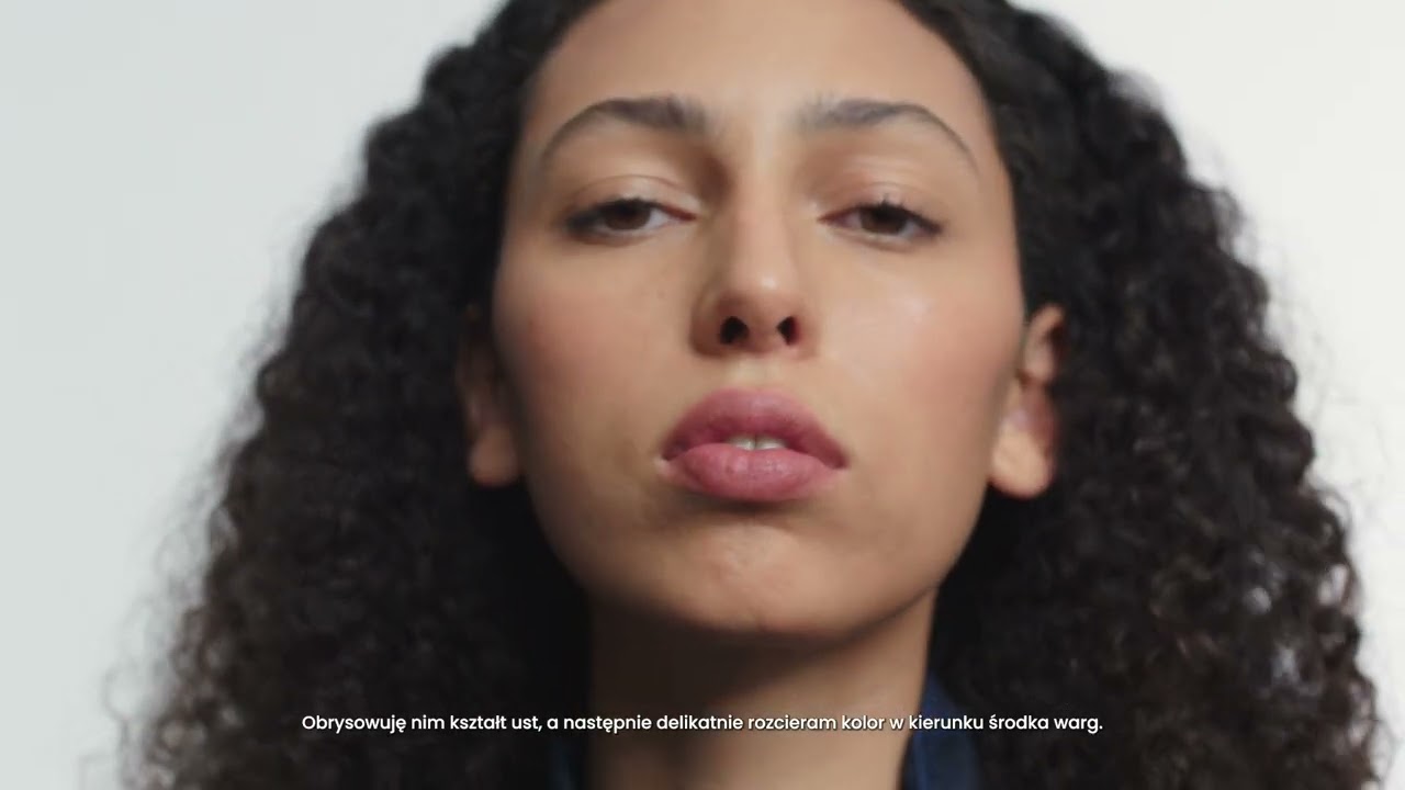 Beauty Routines x Val Garland. Zobacz, jak wykreować look: that girl. the defined look.