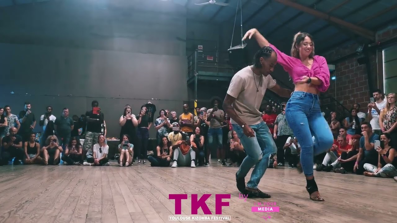 Morenasso & Carolin Sensual demo at TKF 2022