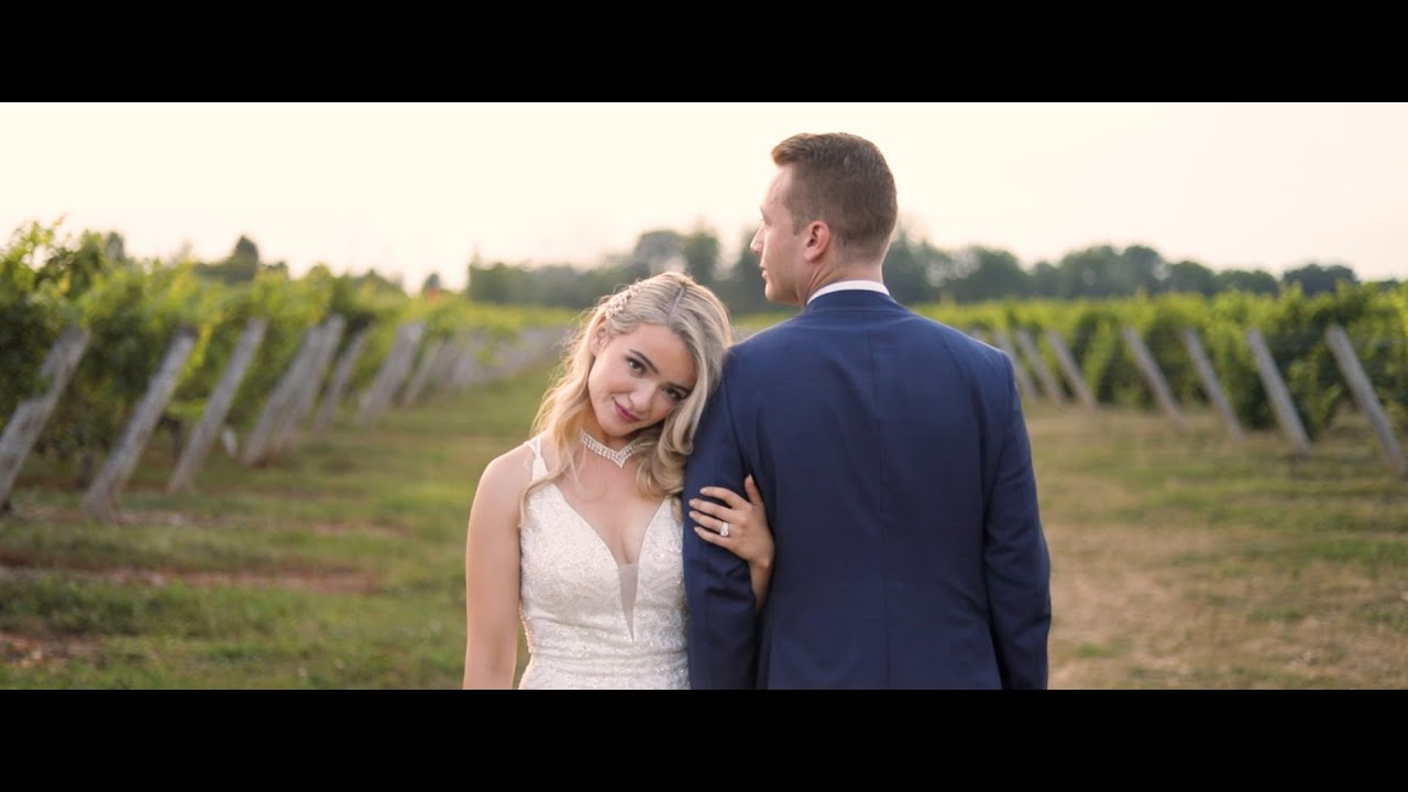 Two Sisters Vineyard Wedding
