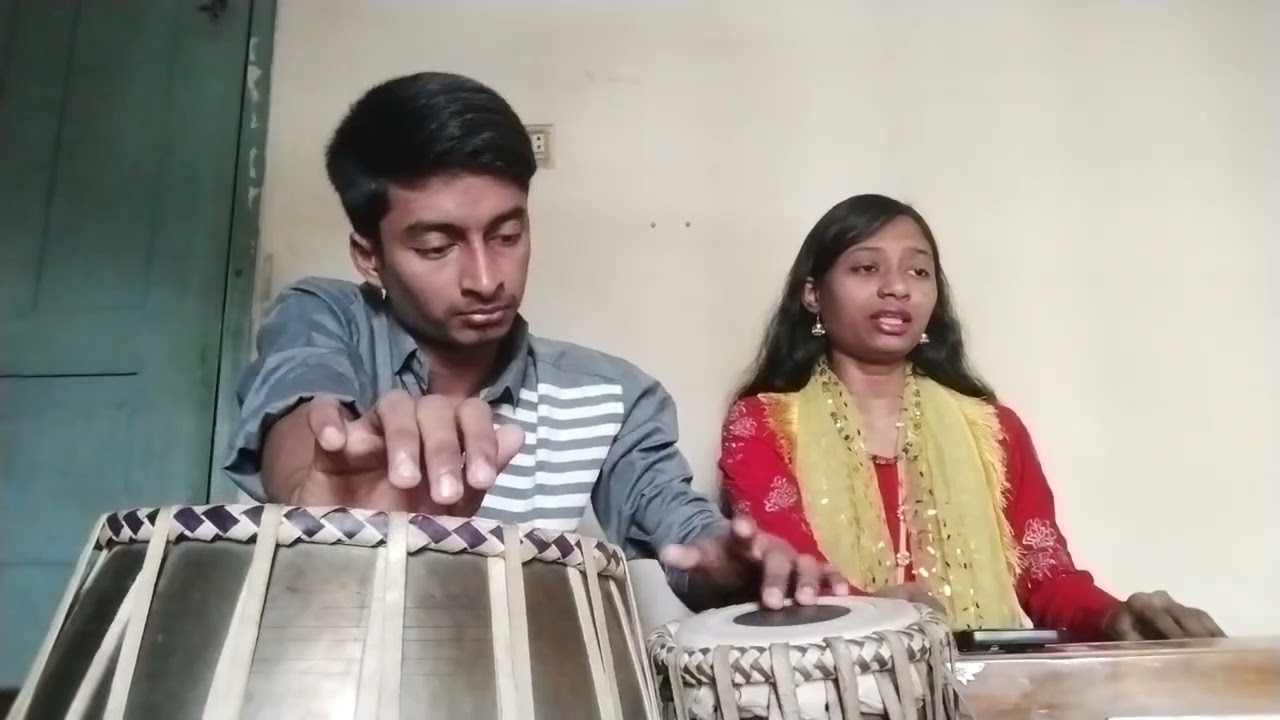 তোমার ভুবনে ফুলের মেলা, আমি কাঁদি সাহারায়....