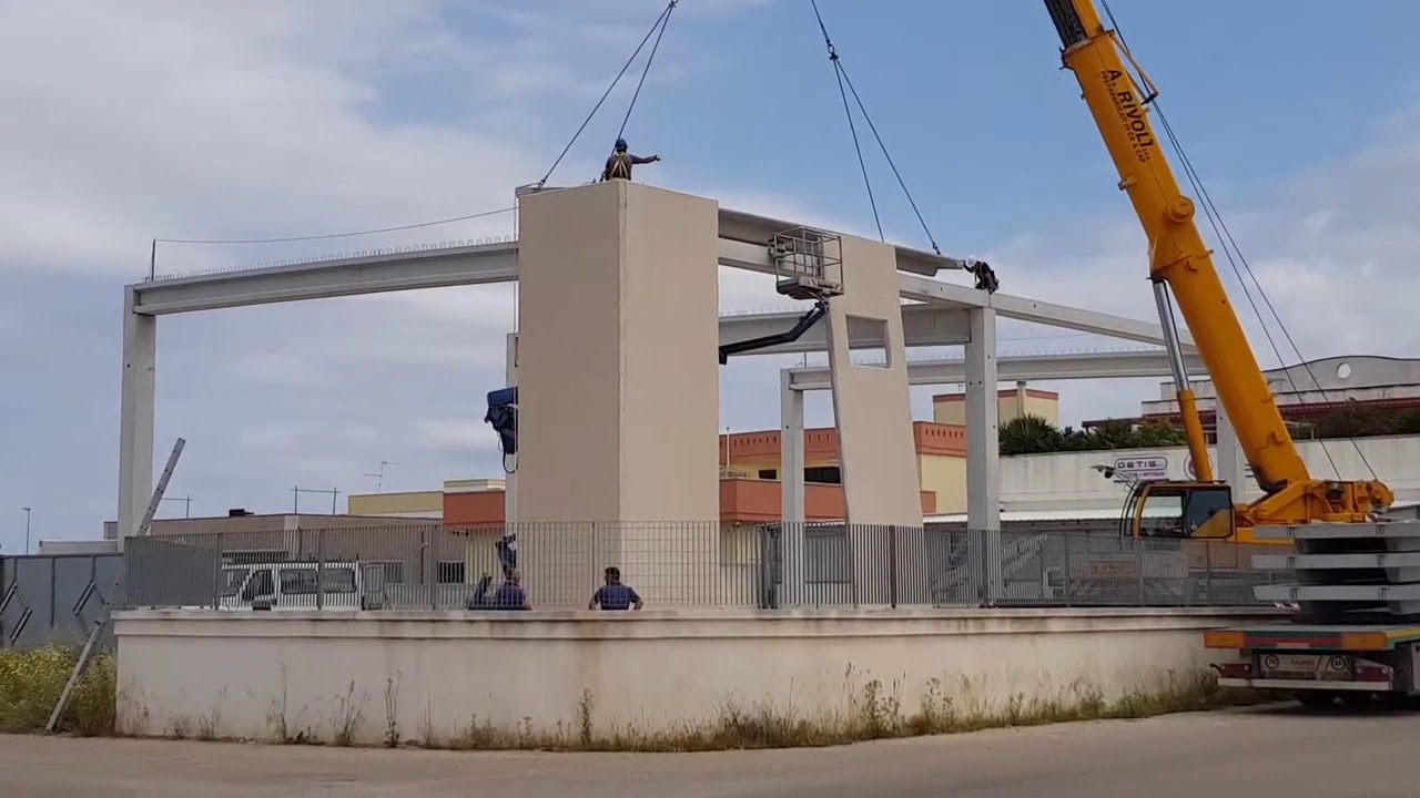 posa tegoloni in cemento armato precompresso