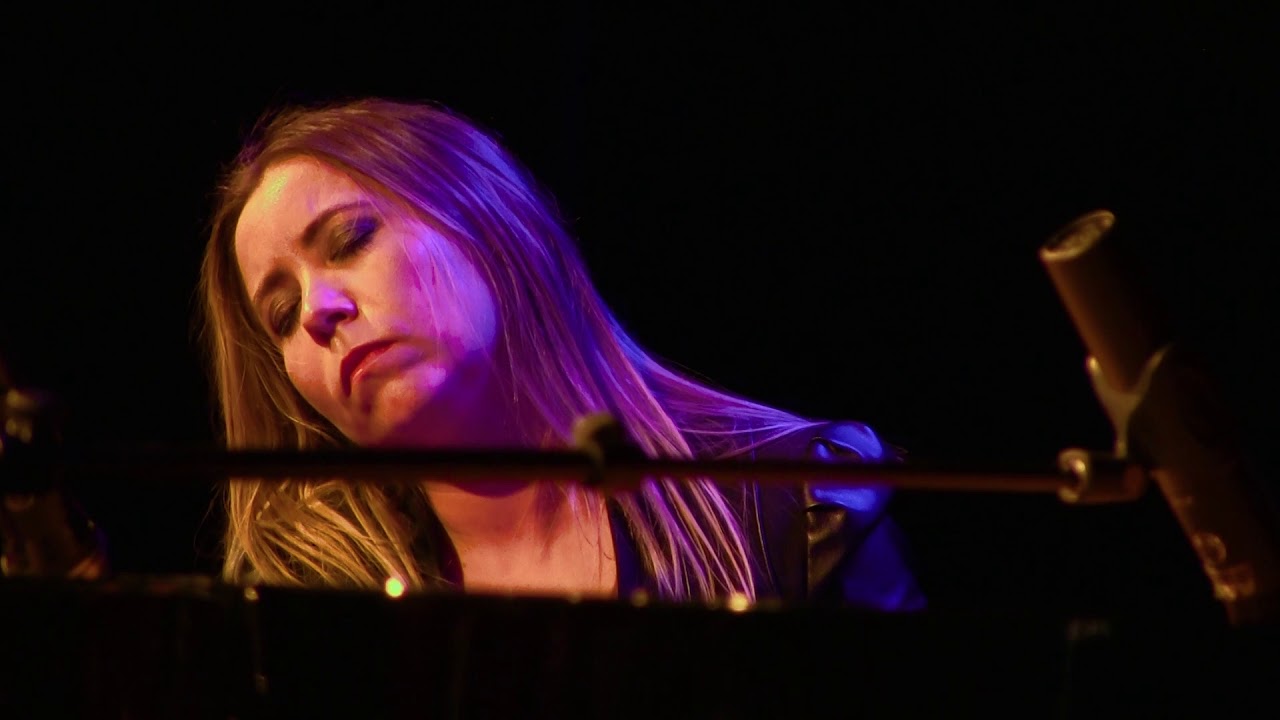 Natalia Posnova  - White Queen (As It Began)