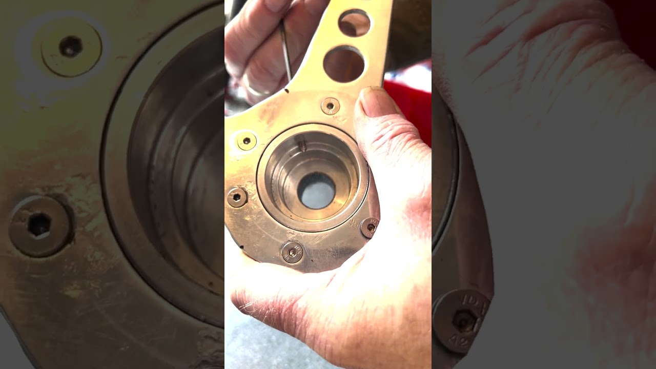Changing original boss to the Quick Release on E-type Jaguar steering wheels
