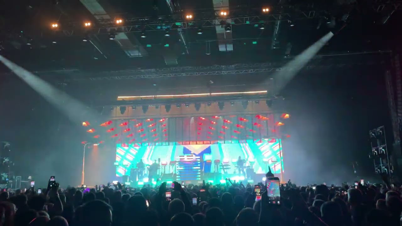 Pet Shop Boys - Domino Dancing/Dancing Star (Suhai Music Hall/SP - 03mar26)