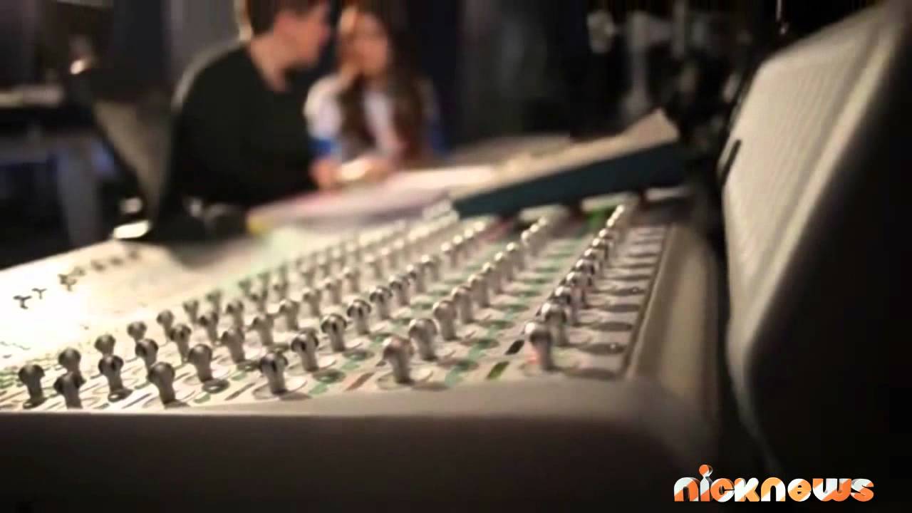 Friends Count Victoria Justice Full Version