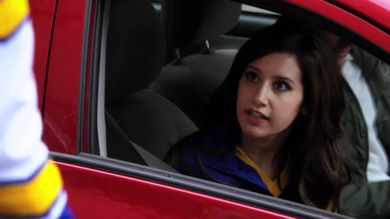 Dan and Marti - 1x22 - Scene 4