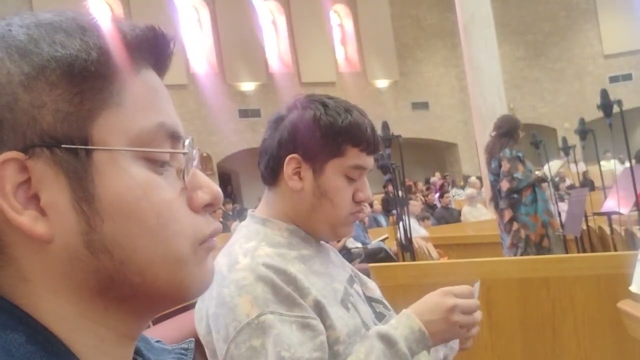 Domingo de misa gloria a Dios 🙏😇 