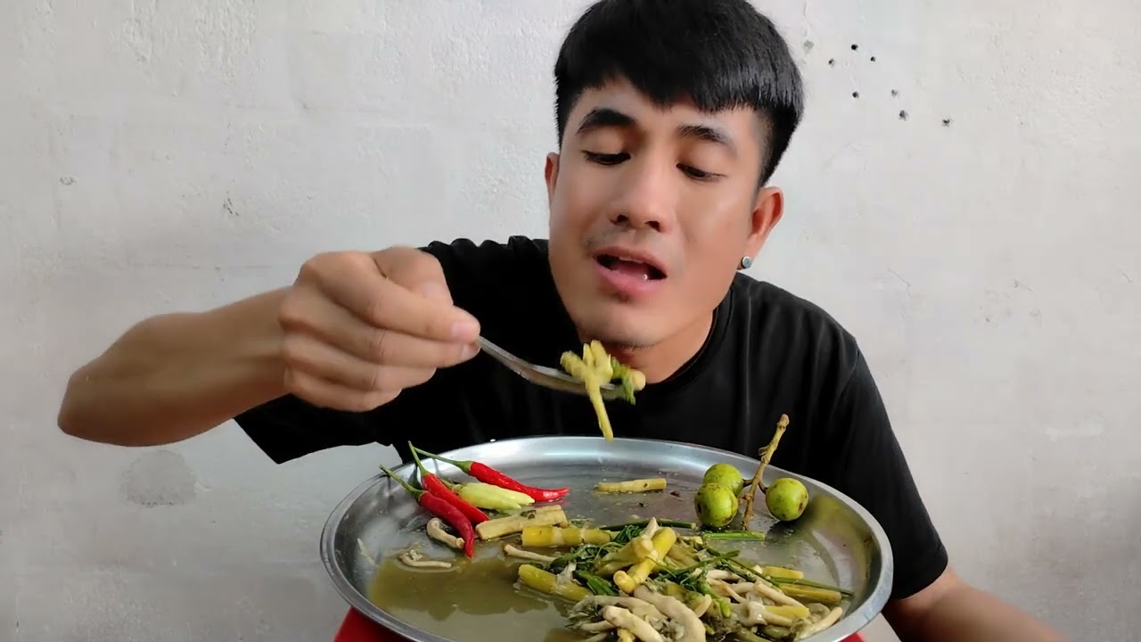 แกงหน่อไม้สดๆ แซ่บๆ