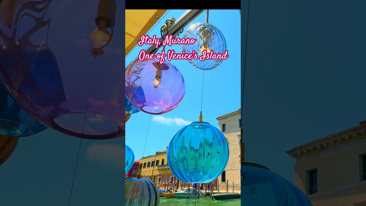 Italy 🇮🇹 Murano // Murano in 30 Seconds: Venice’s Glass Island