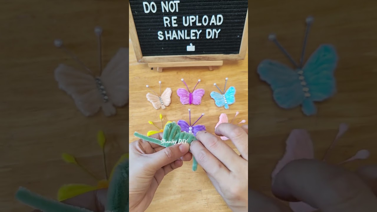 Butterfly hair clip using fuzzy wire or pipe cleaners