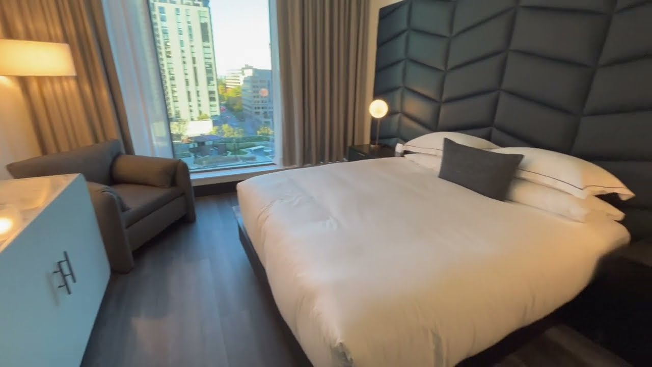 Kimpton Hotels - The  Shane - Atlanta - 1 King Premium City View Room Tour