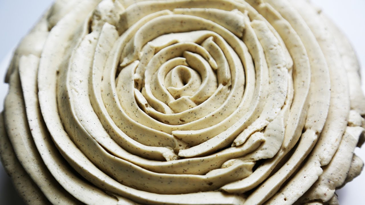 バニラビーンズを7本使ったケーキ　セドリック・グロレ氏のフルール・ド・ヴァニーユ / La fleur de vanille recette de Cédric Grolet