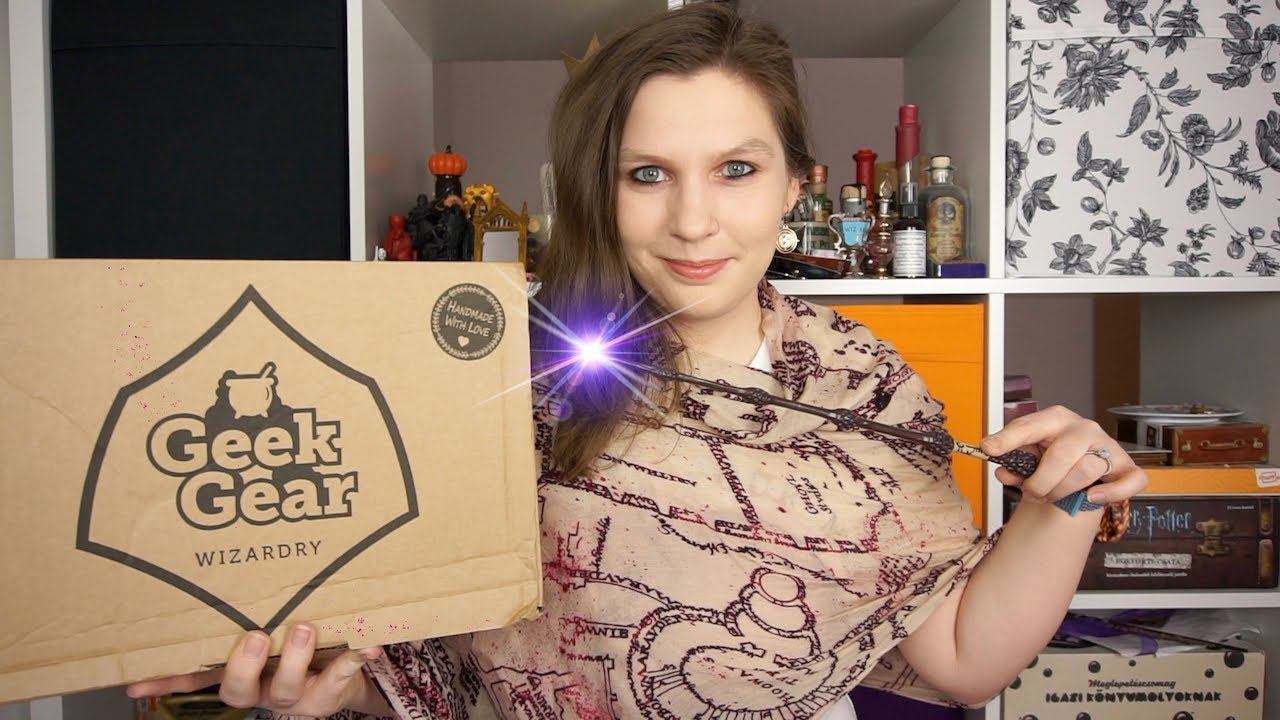 MÁRCIUSI GEEK GEAR WIZARDRY UNBOXING 2021 | Mareszmore