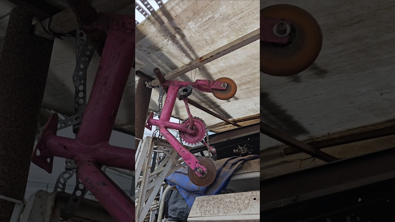Bicicleta de Circo no ferro velho#ferrovelho #bicicleta #circo #reciclagem #achados #sp