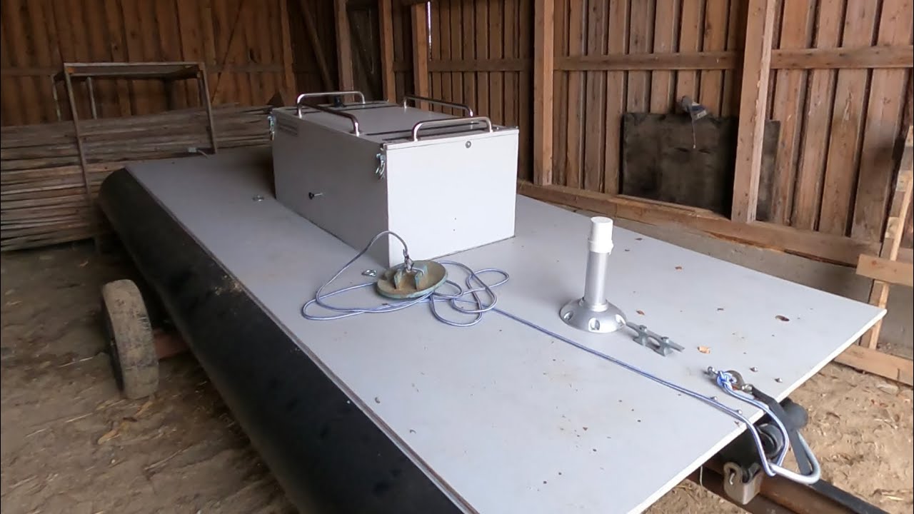 paljastusten perjantai:
   esittelyssä ”vene”