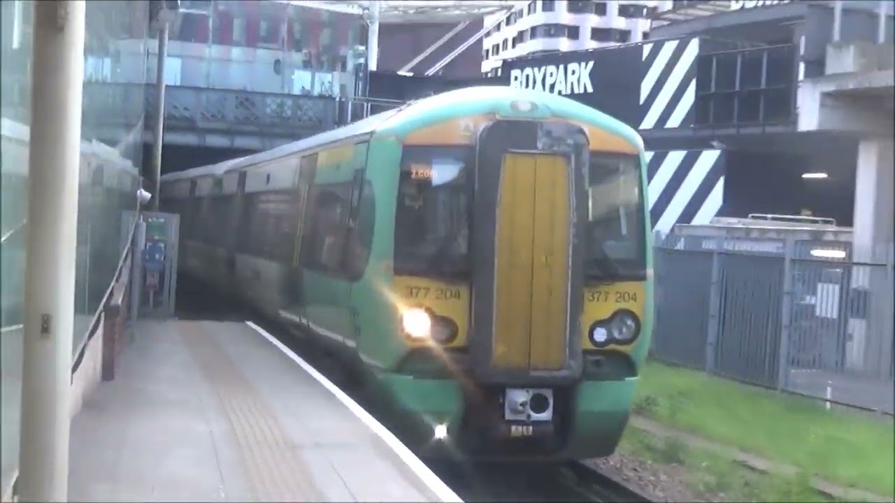East Croydon Station Trains - 17/11/2025