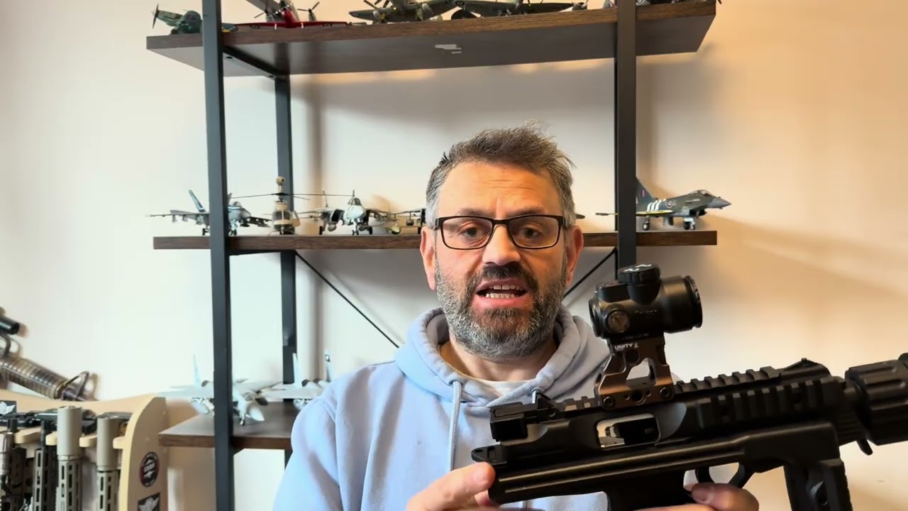 Time for a GBB SMG. 