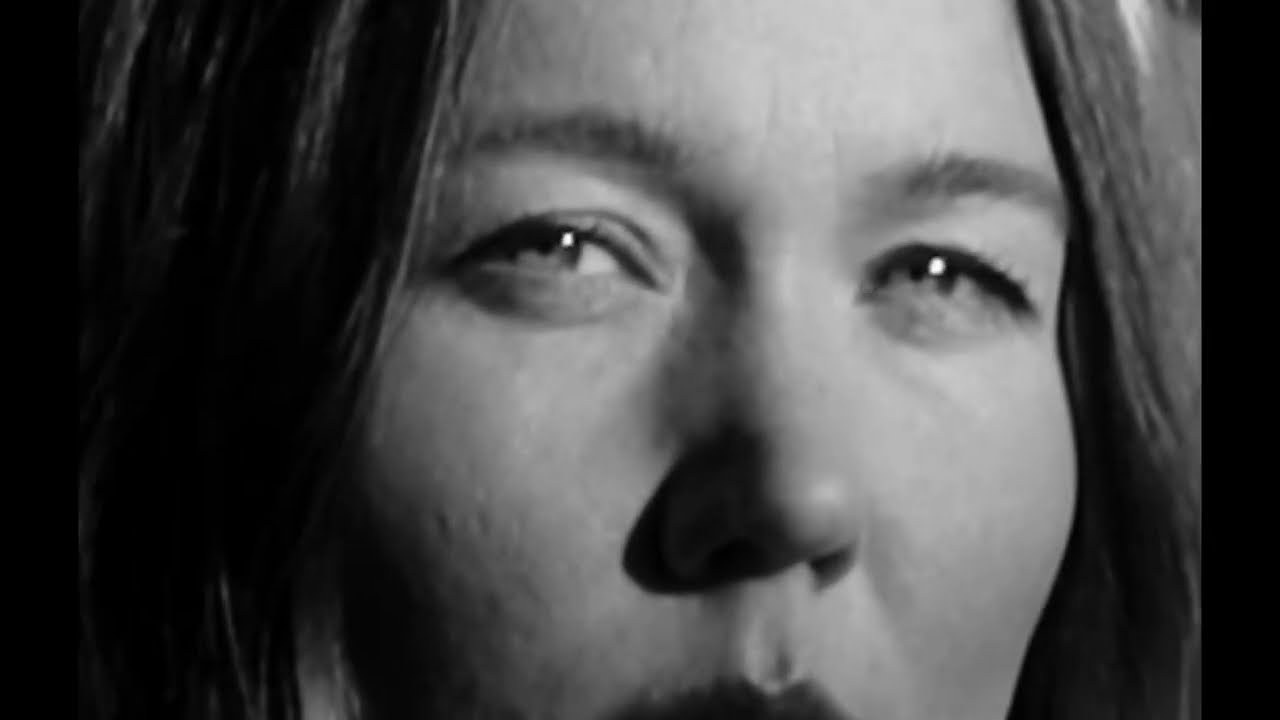 Marlen Tjøsvoll - Taking Back My Love (Official Music Video)