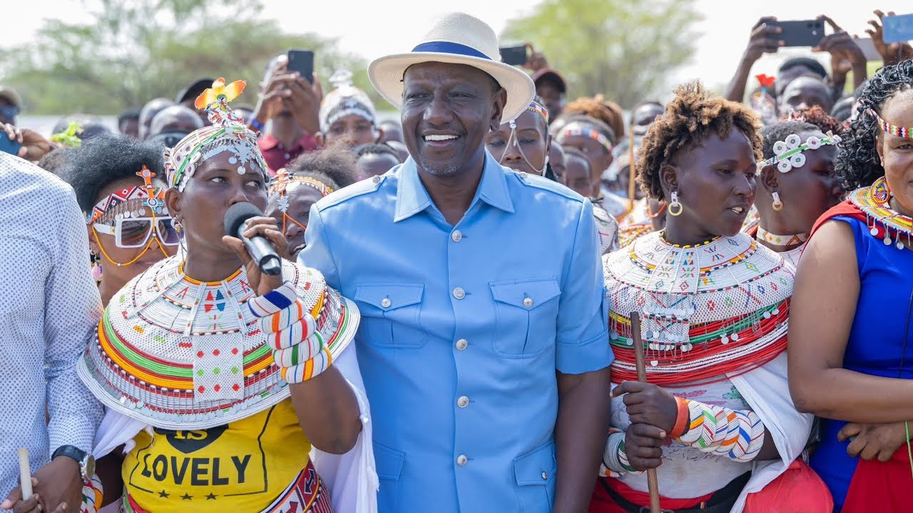 PRESIDENT WILLIAM RUTO DEVELOPMENT TOUR IN SAMBURU WITH A BASKET OF GOODIES 