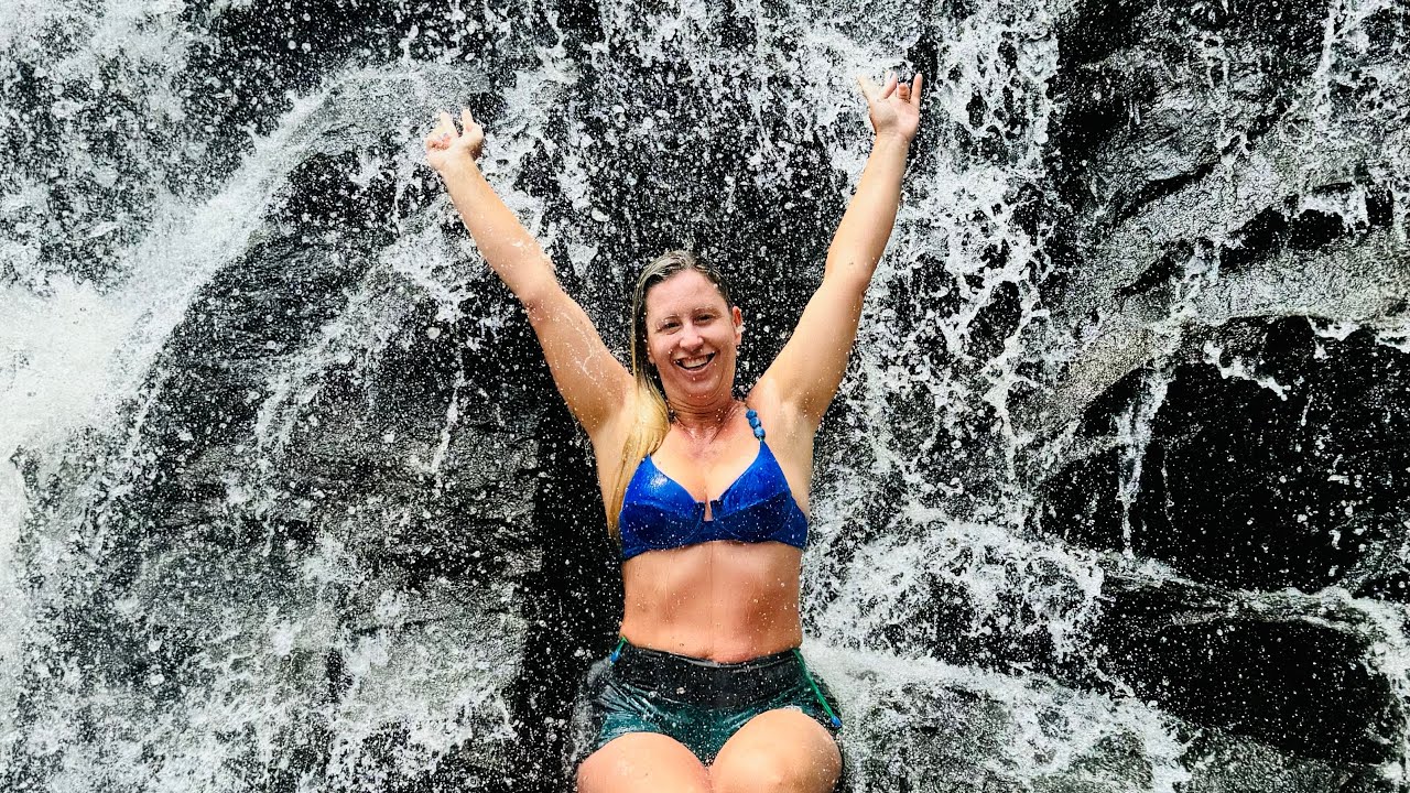 FUI NA CACHOEIRA ESCONDIDA EM JOANÓPOLIS SP