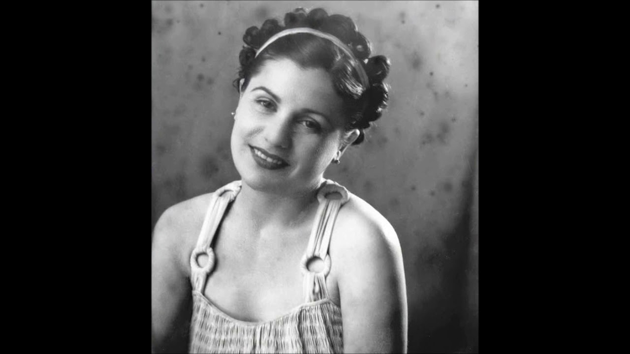 Tefta Tashko Koço - Zare trëndafile