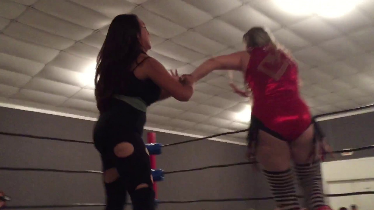 SWA Relentless '18   Roxy Rouge vs Samira Labrava