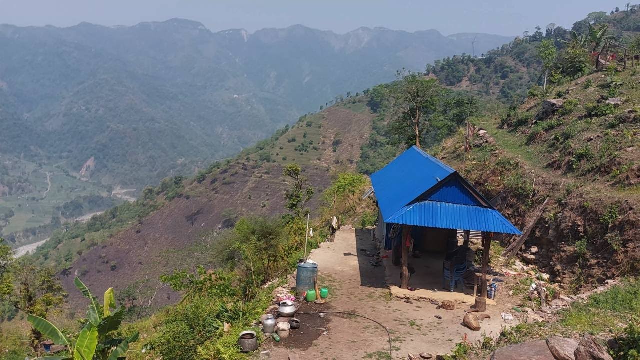 A Walk through Beautiful Mountain Villages and Nature