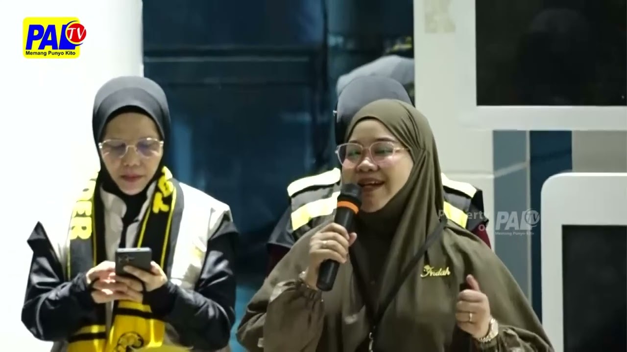 HOLIDAY ANGKASA WISATA BERANGKATKAN RATUSAN JEMAAH UMRAH