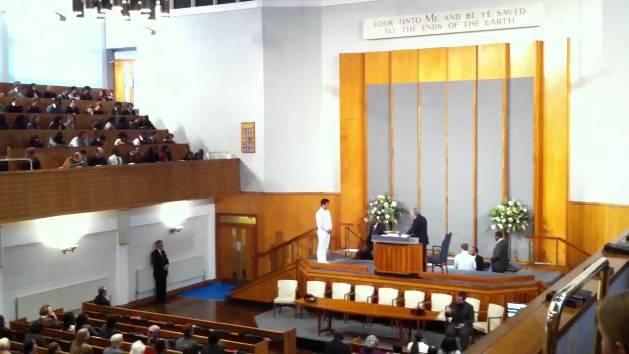 Tabernáculo Metropolitano de Spurgeon. Bautizos.