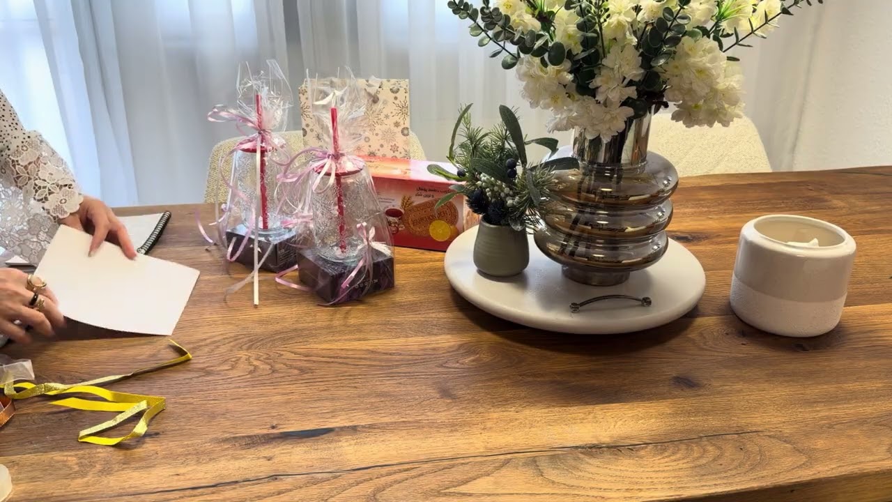 سال نو و روز پدر.  با من باشید🎁🛍️💐