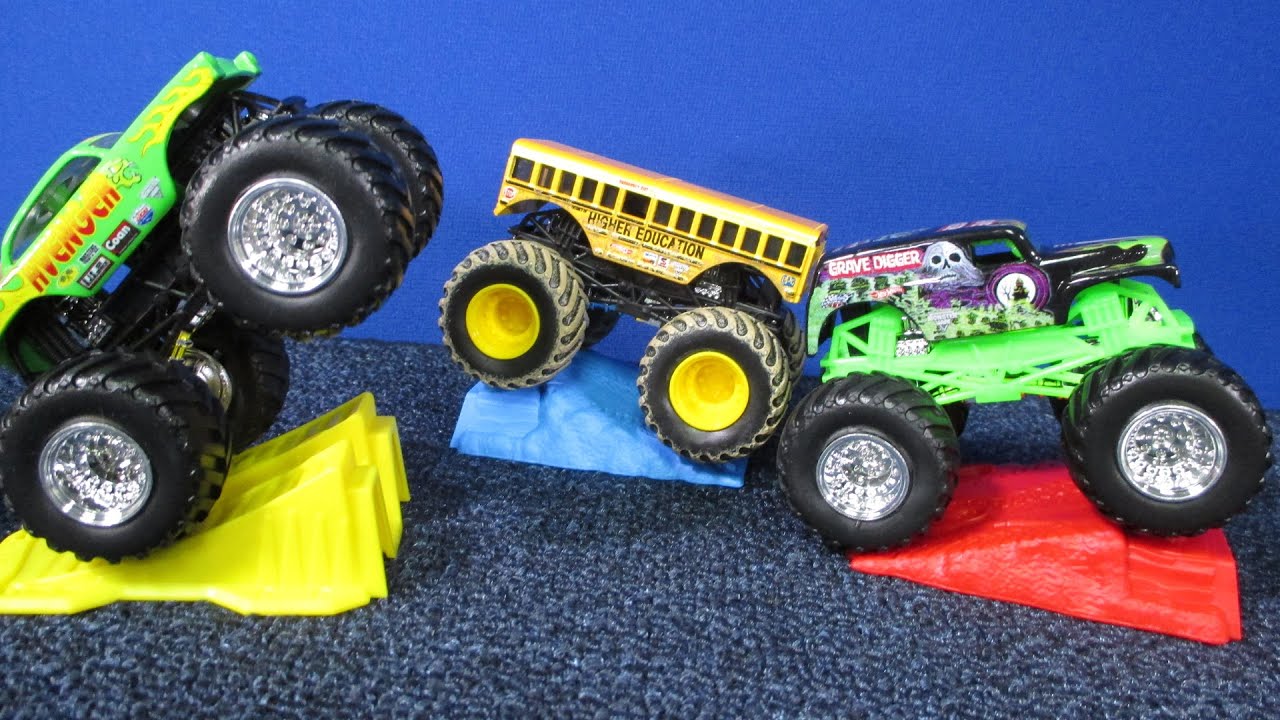 Новые аксессуары для трюковых рамп Hot Wheels Monster Jam 2016 года!