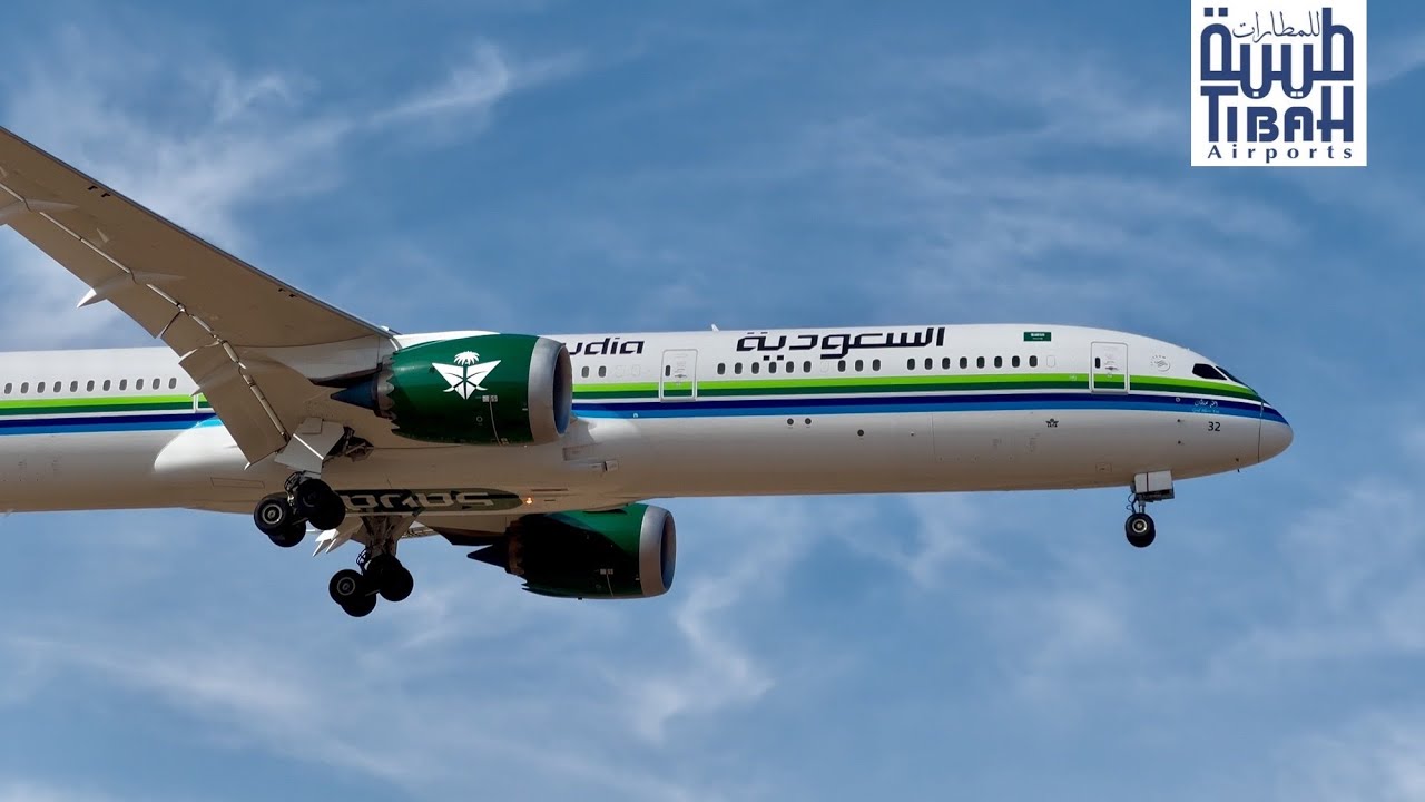 هبوط الطائرات في مطار المدينة المنورة | Planes spotting at Madinah airport #7