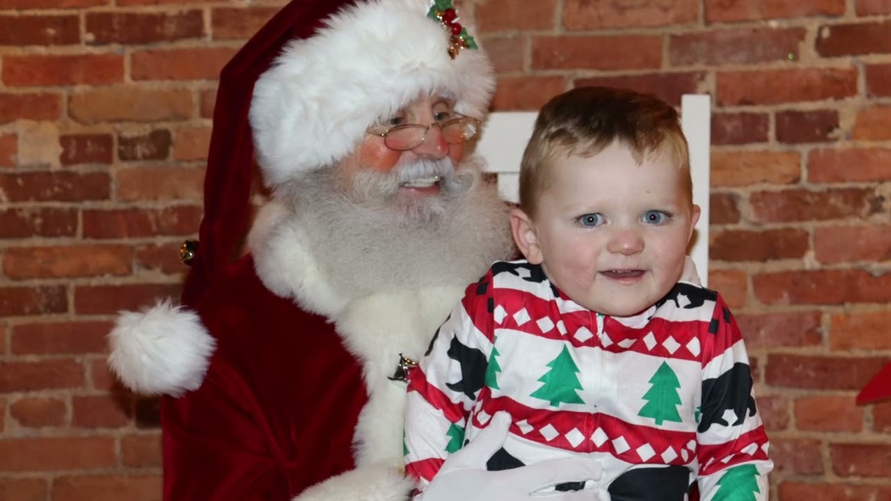 When You Finally Get To See SANTA!! 