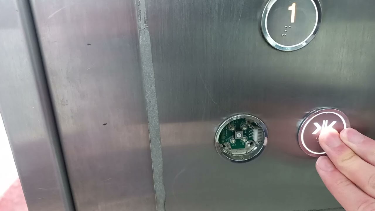 충청남도 아산시 풍기북로 26 (풍기동) 모종.풍기육교 KR승강기 탑사기
